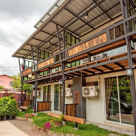 Capital O 1051 Pagoda House Chiang Mai Exterior photo