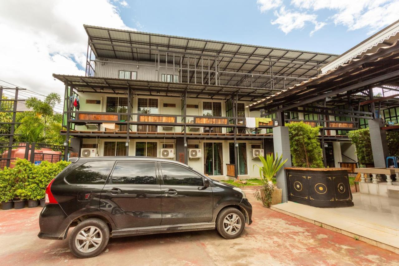 Capital O 1051 Pagoda House Chiang Mai Exterior photo