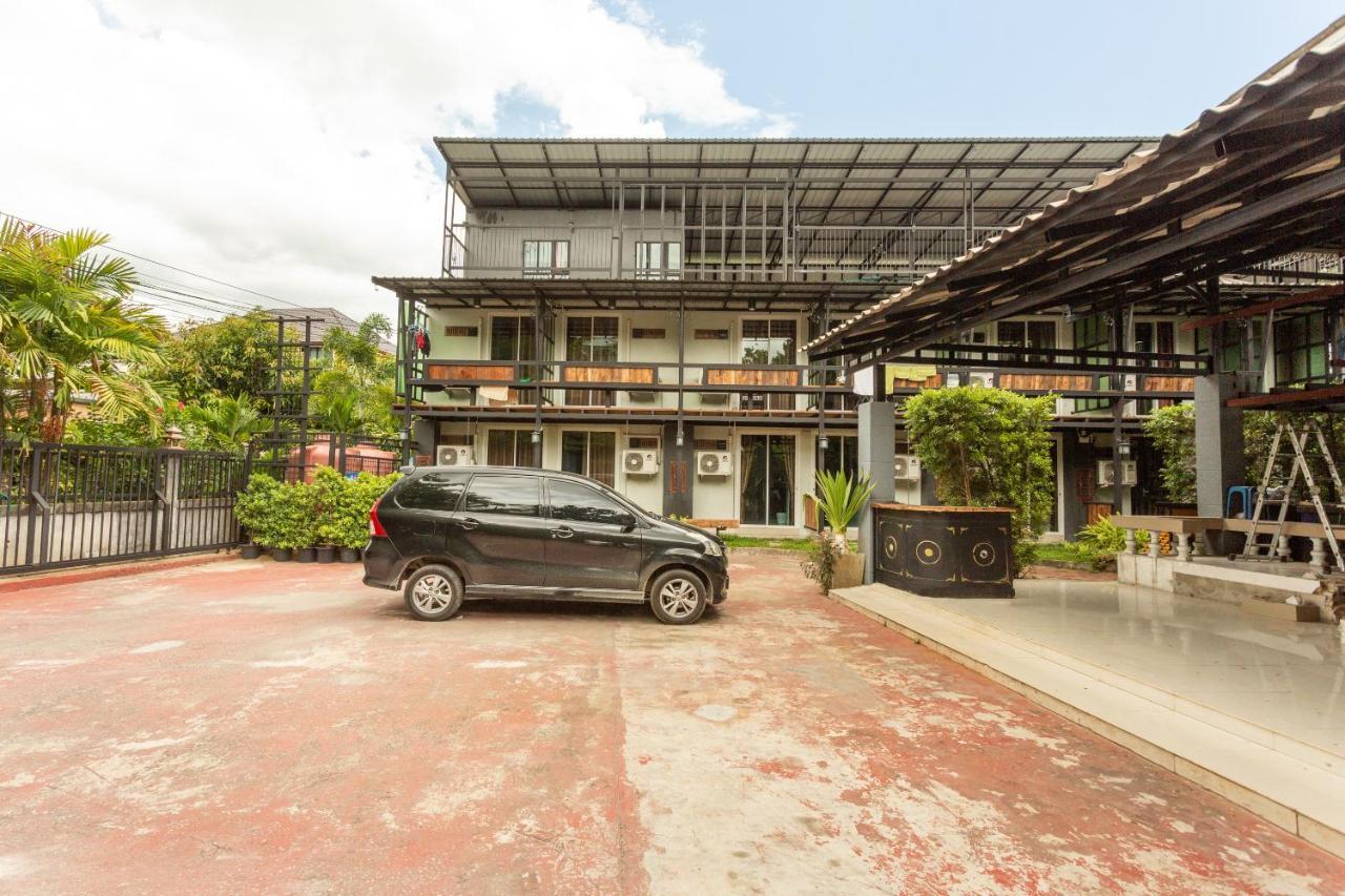 Capital O 1051 Pagoda House Chiang Mai Exterior photo