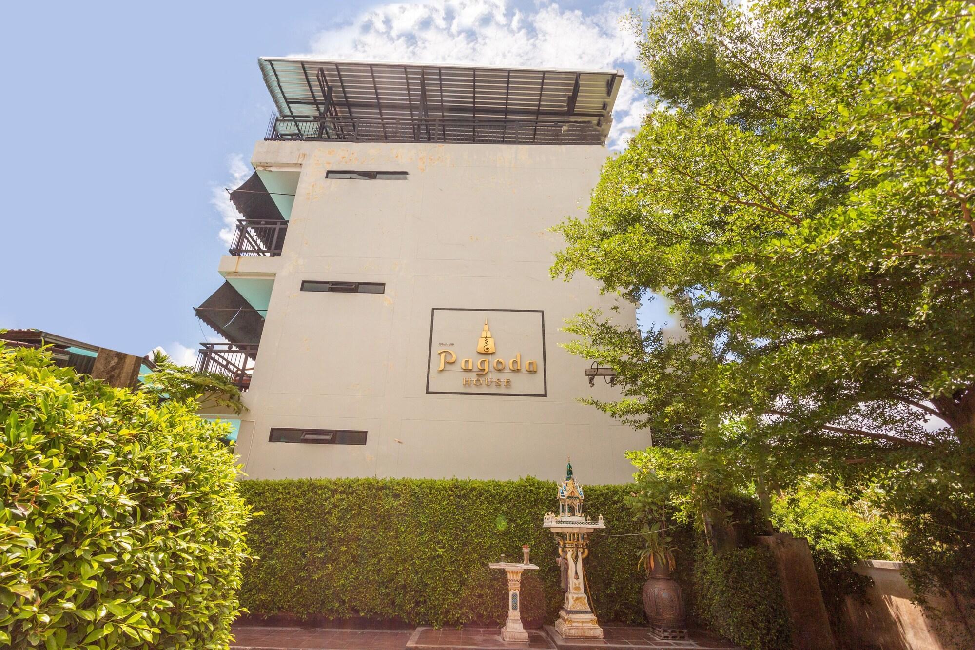 Capital O 1051 Pagoda House Chiang Mai Exterior photo
