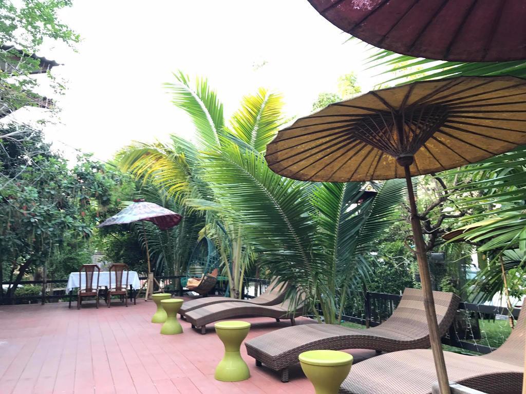 Capital O 1051 Pagoda House Chiang Mai Exterior photo