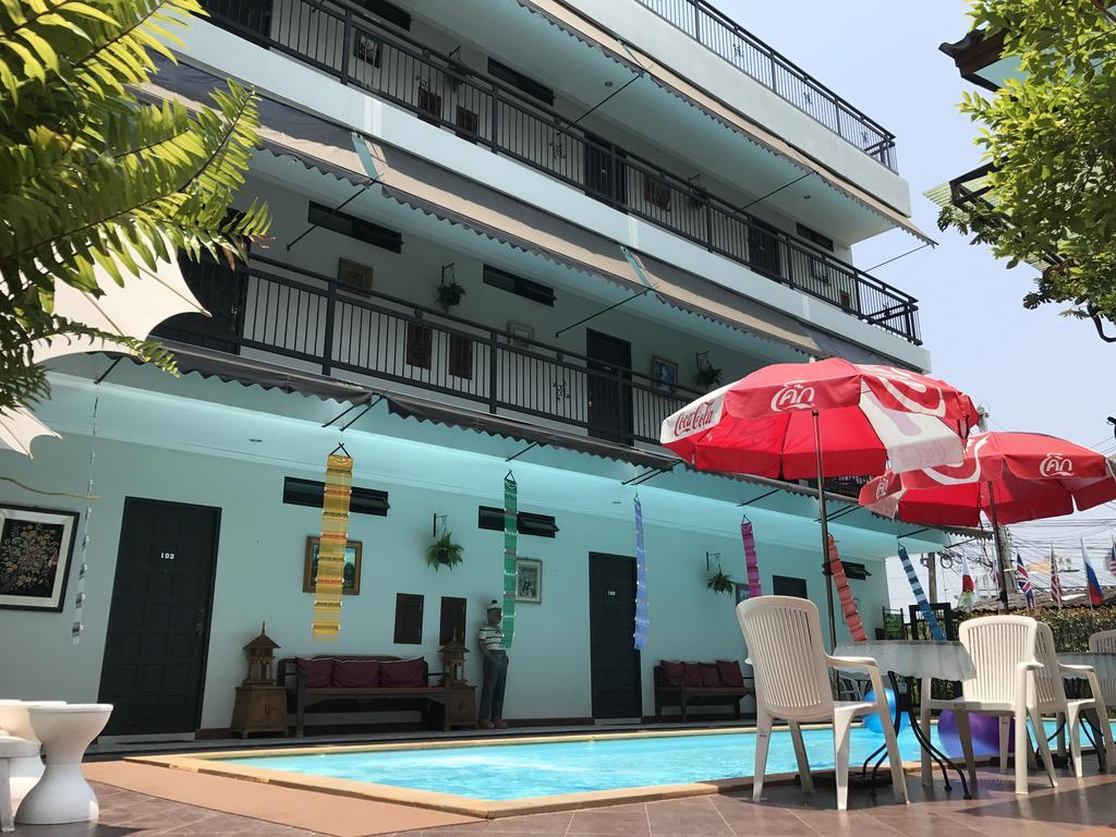 Capital O 1051 Pagoda House Chiang Mai Exterior photo